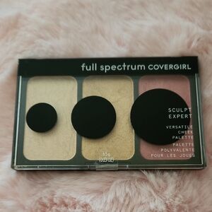 COVERGIRL Full Spectrum Sculpt Expert Cheek Palette - Gold, Beige, Pink